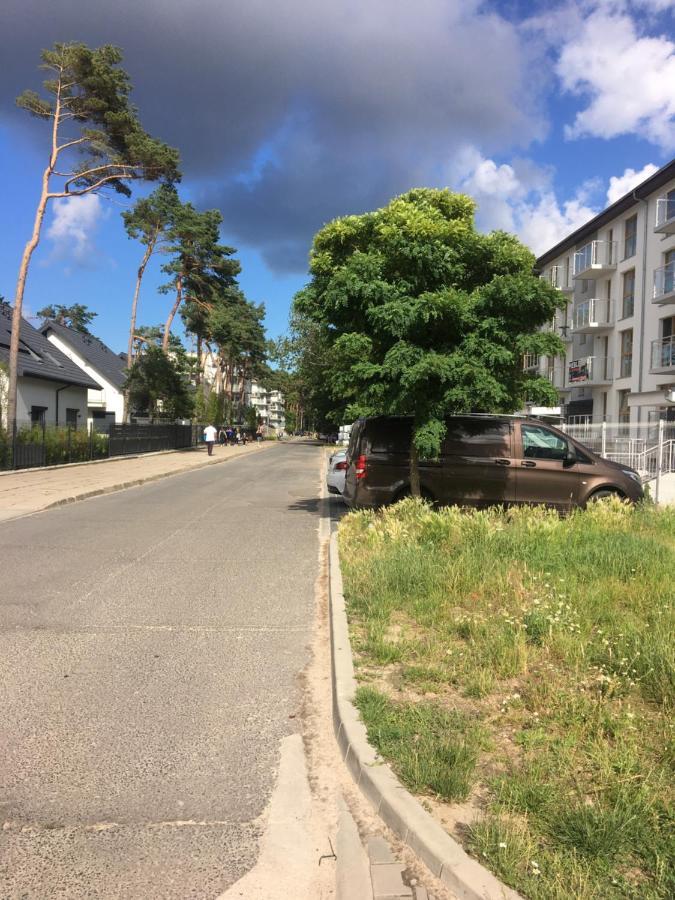 Apartament Sloneczne Tarasy Neo Dziwnówek Exteriör bild